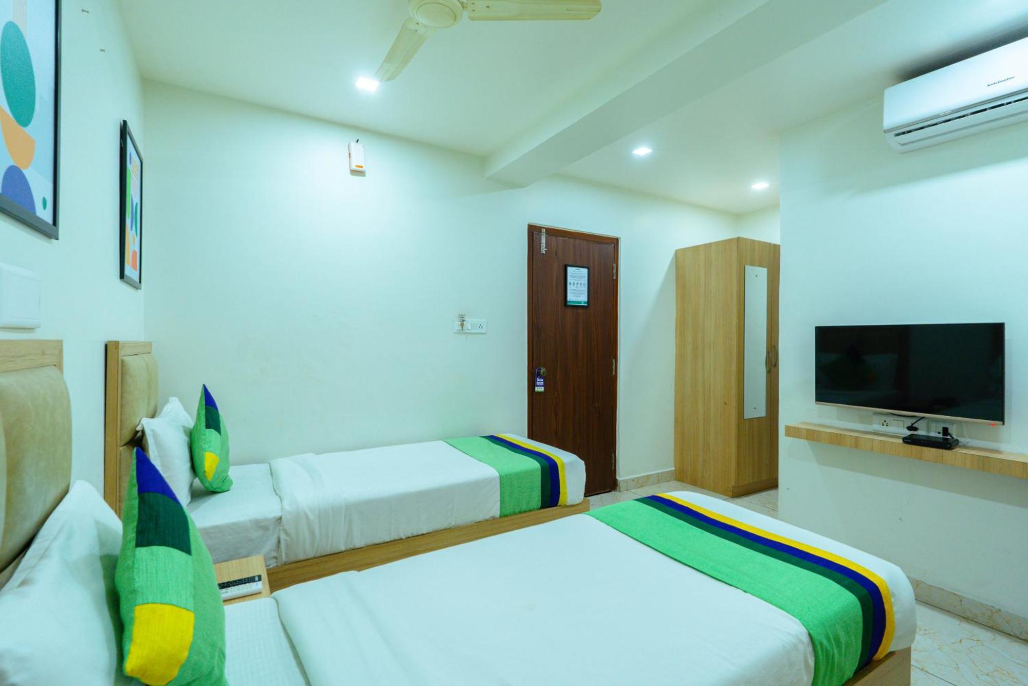 Hotel Treebo Elmas Grand Bangalore Exterior foto